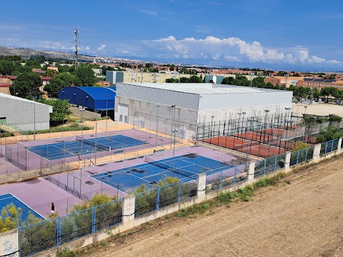 Polideportivo Municipal La Dehesa